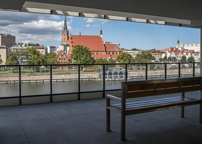 Nad Odrą - Luksusowy Z Widokiem Na Odrę, Tarasem I Klimatyzacją Apartament *