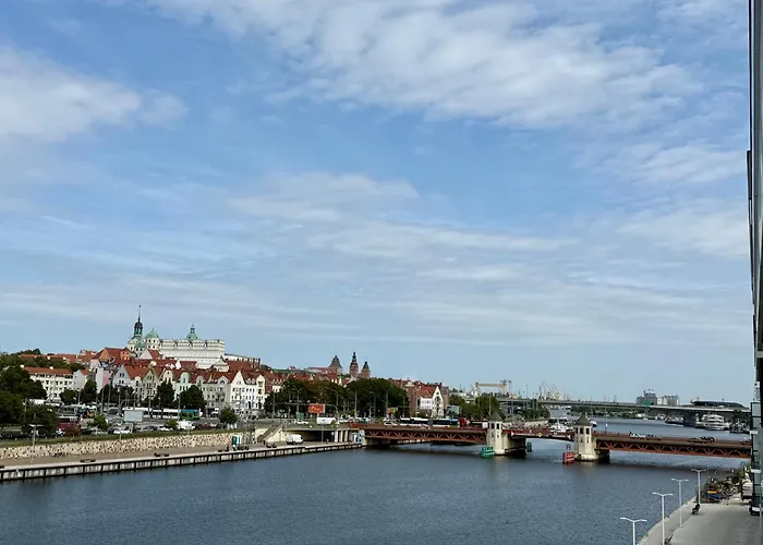 Διαμέρισμα Nad Odra - Luksusowy Z Bocznym Widokiem Na Odre, Tarasem I Klimatyzacja Στσέτσιν